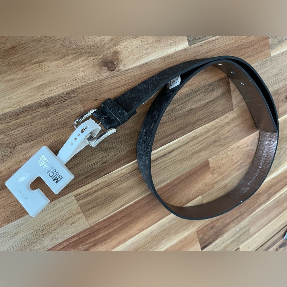 Michael Kors women’s belt